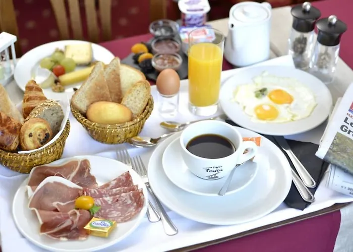 安格勒特里格勒诺布尔中心酒店 3*