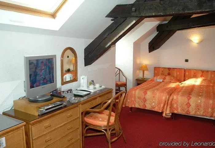 安格勒特里格勒诺布尔中心酒店