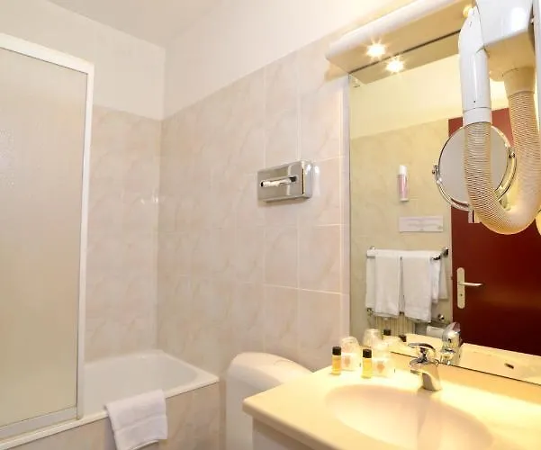 安格勒特里格勒诺布尔中心酒店 格勒诺布尔